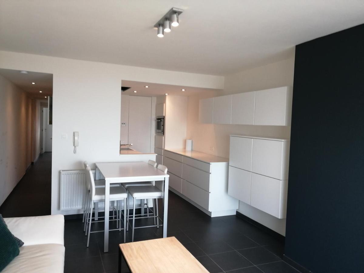 Marjolaine Zeezicht - Nieuwpoort-Bad Met Gratis Garagebox Apartman Kültér fotó
