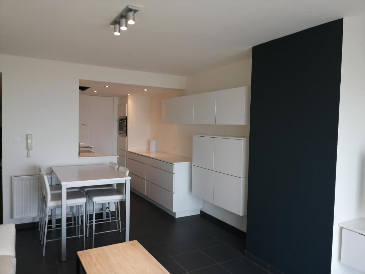 Marjolaine Zeezicht - Nieuwpoort-Bad Met Gratis Garagebox Apartman Kültér fotó